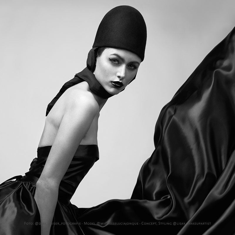 EDITORIAL SHOOTING BY DIRK KAISER