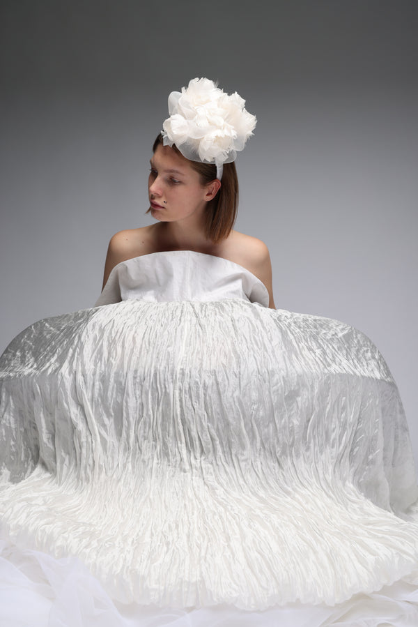 Fascinator mit Hahnenfedern in Weiß – Ansicht 2