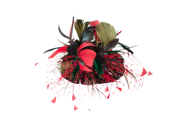 Fascinator aus Federn mit rotem Schleier " Wiesn-Törtchen"