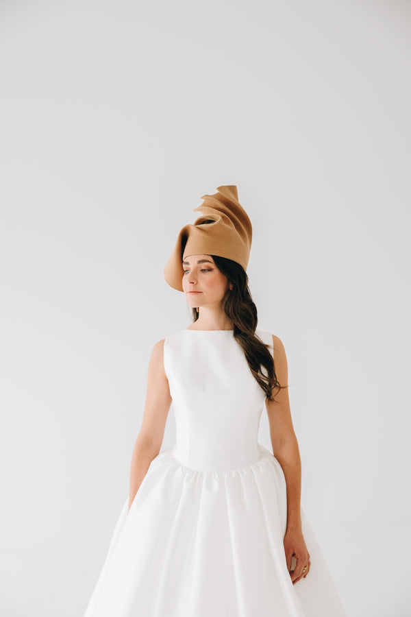Pillbox aus Haarfilz in Camel