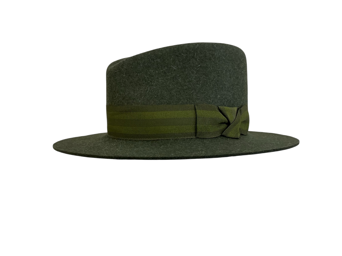 Fedora aus Haarfilz/Stichelhaar in Dunkeloliv mit breiter Krone