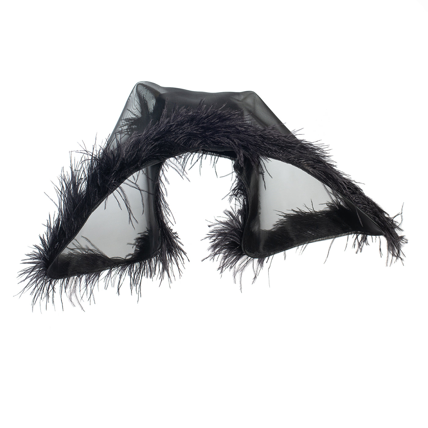 Hutcouture mit Schleier in Schwarz