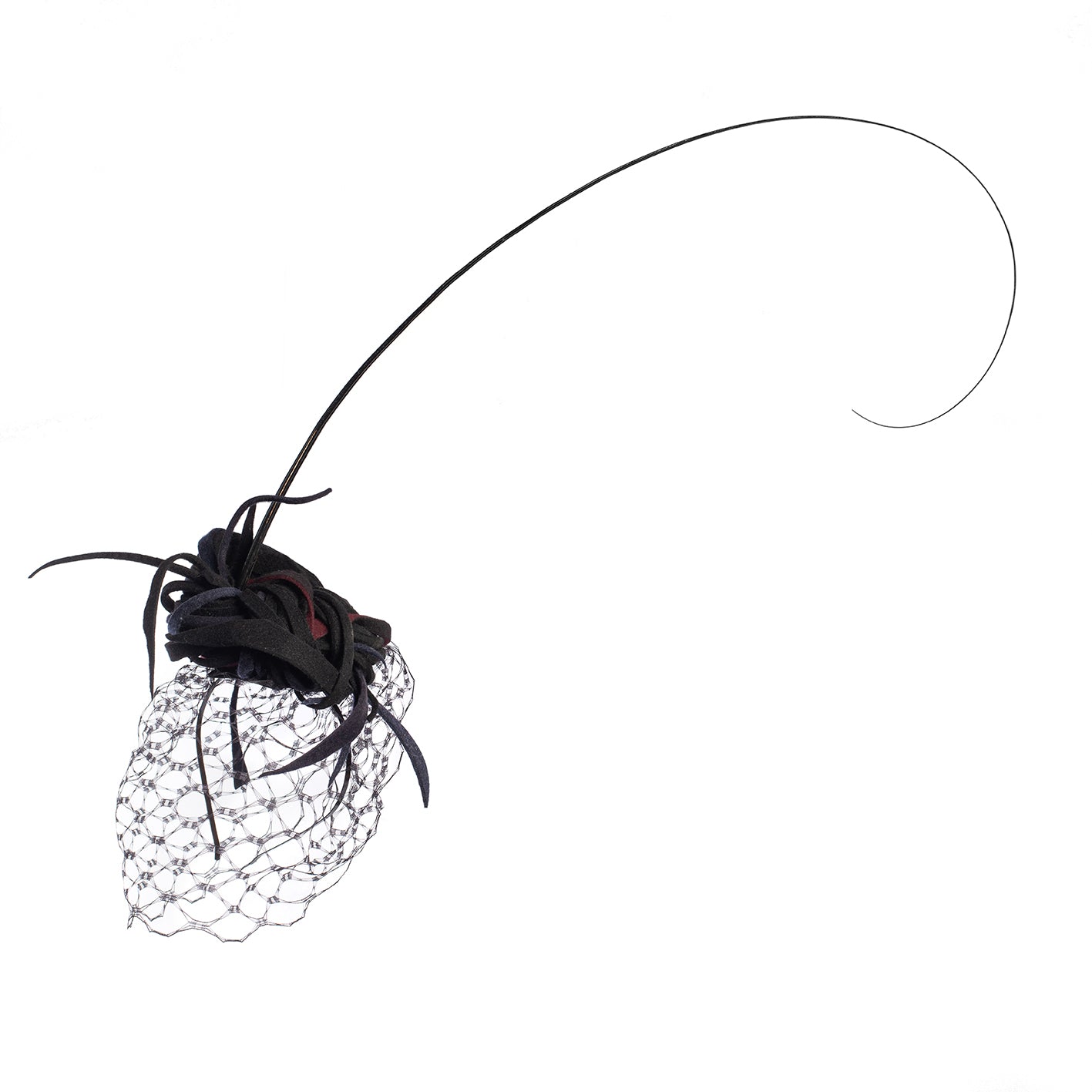 Fascinator aus Haarfilzstreifen mit Schleier in Schwarz