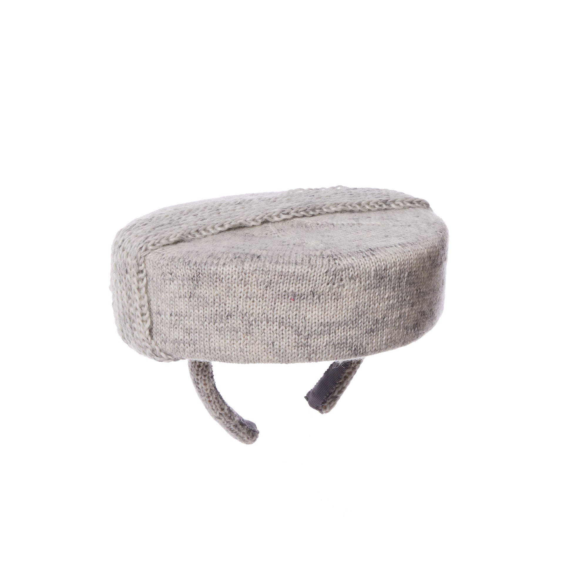 Fascinator aus Merinowolle in Grau