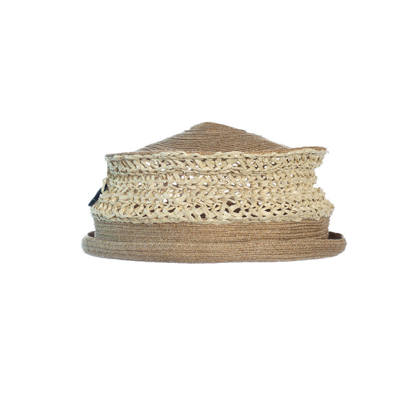 Bucket Hat mit handgestrickten Band kombiniert mit einer Baumwollborte in Braun-Beige