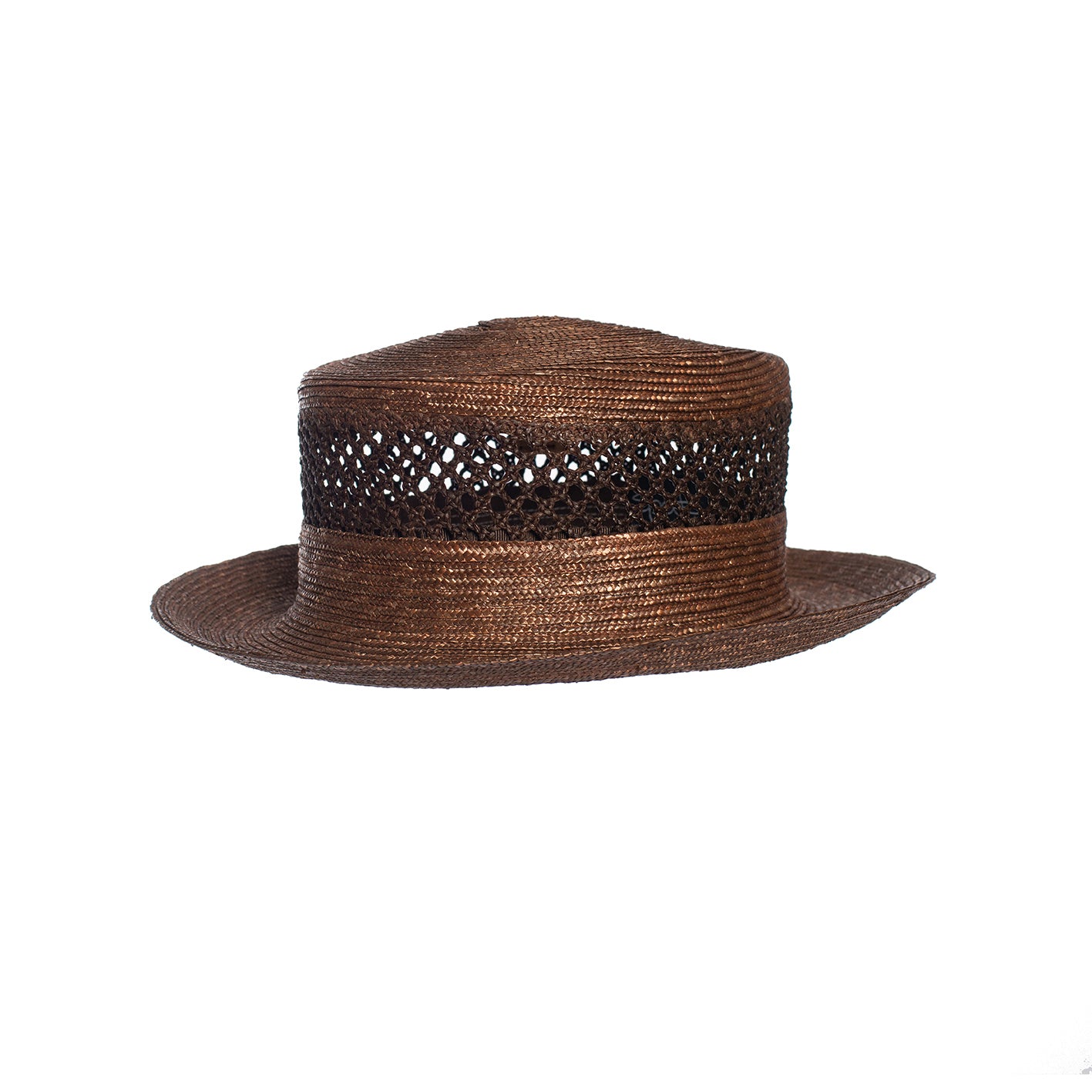 Fedora aus Weizenstrohborte mit gelochtem Papereinsatz in Braun