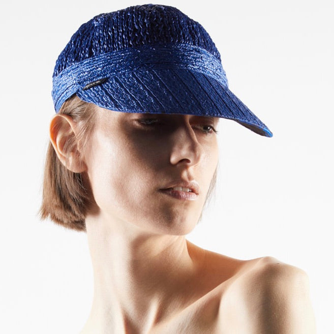 Kappe aus Viskosebast in Blau – Ansicht 2