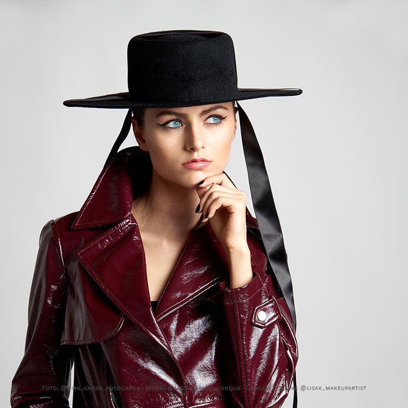 EDITORIAL SHOOTING BY DIRK KAISER